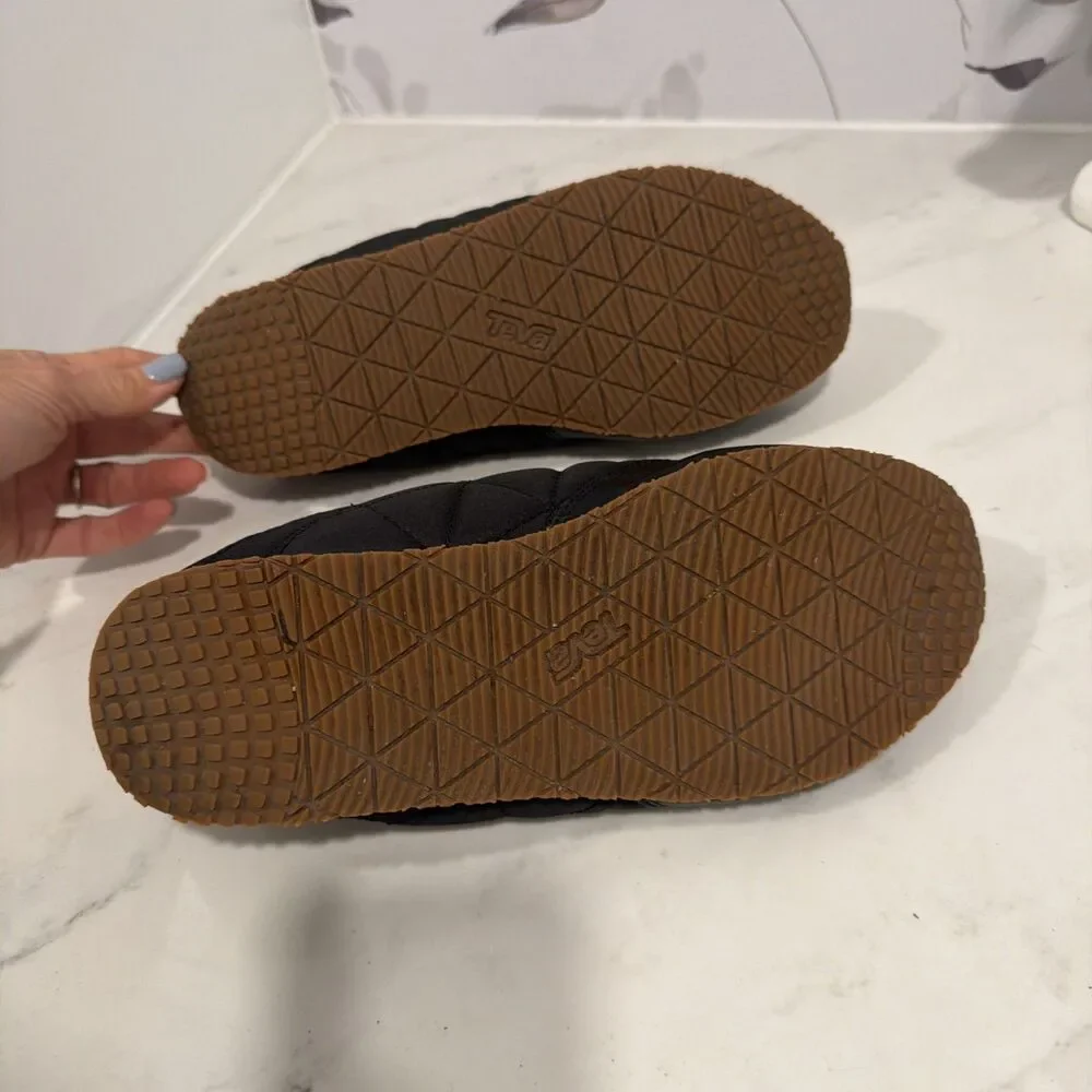 Teva Ember Moc Black Shoes Unisex Men 7 Women 9 EU 40